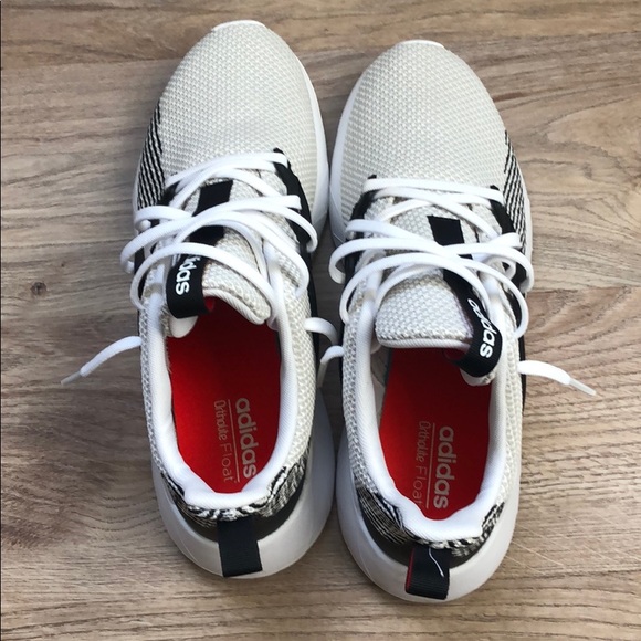 Adidas Shoes - Picture 5 of 6